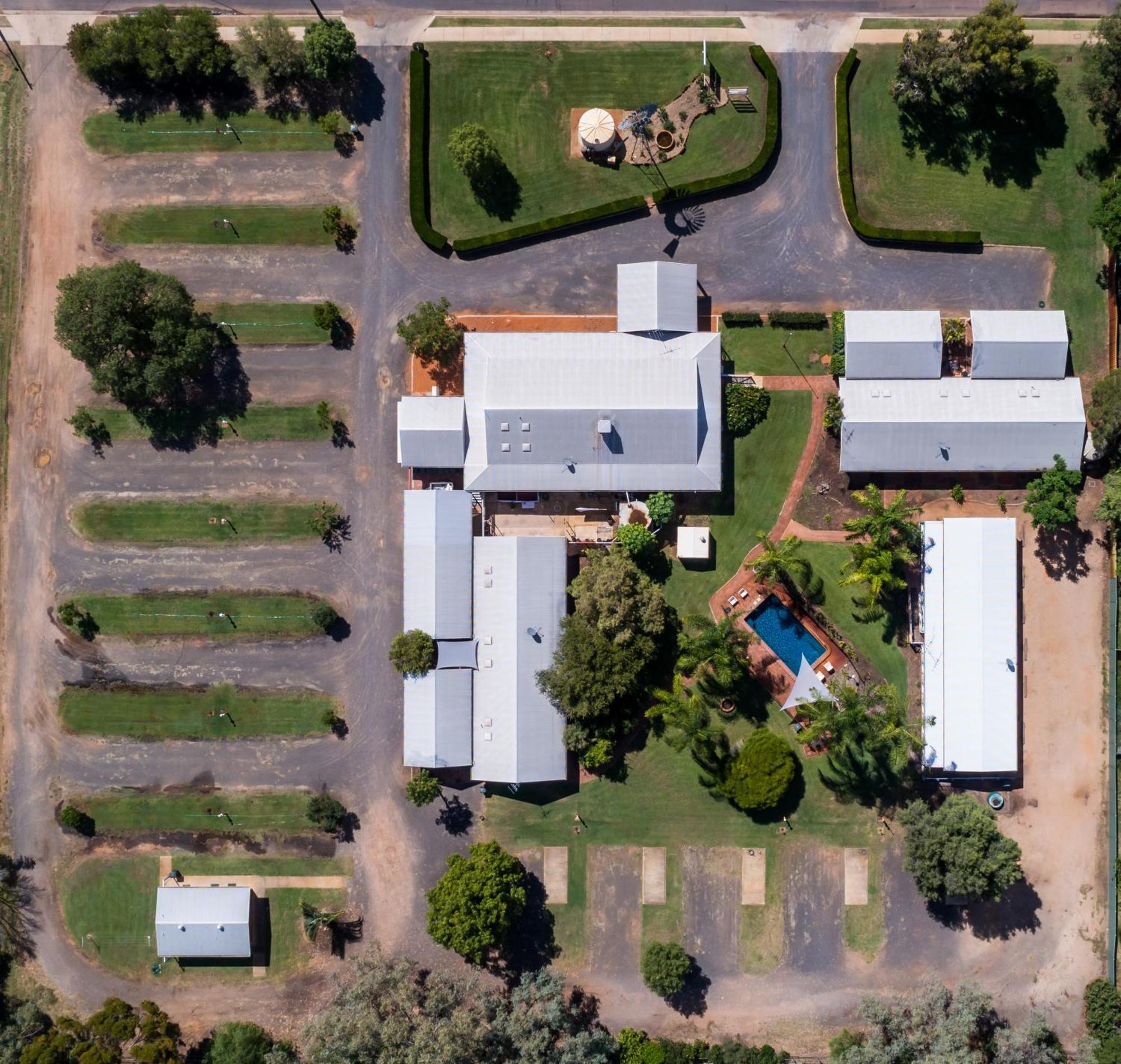 Tambo Mill Motel & Caravan Park Exterior photo