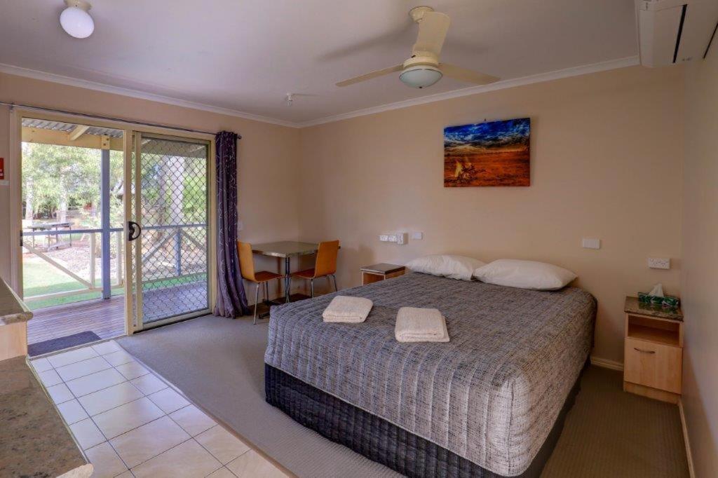 Tambo Mill Motel & Caravan Park Exterior photo